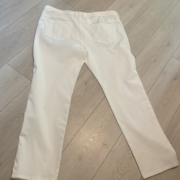Tommy Bahama white pants Size 42x32 - Picture 3 of 10